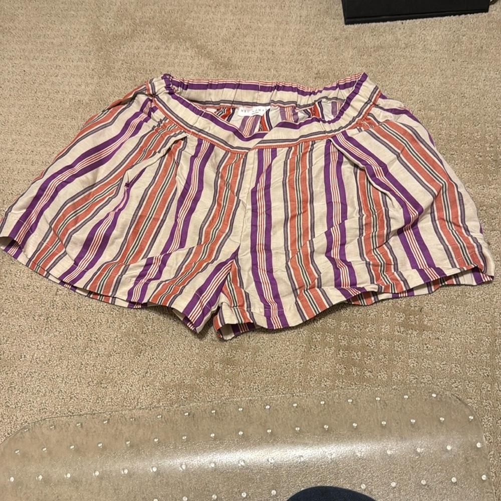 Linen shorts